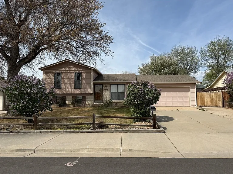 13521 Sheridan Blvd — Photo 1