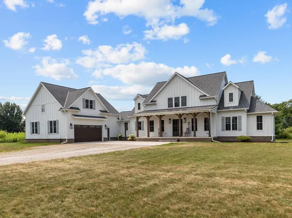 1191 Hilbert Rd, Sobieski, WI 54171