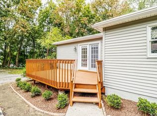 9A Diller Ave, Newton, NJ 07860