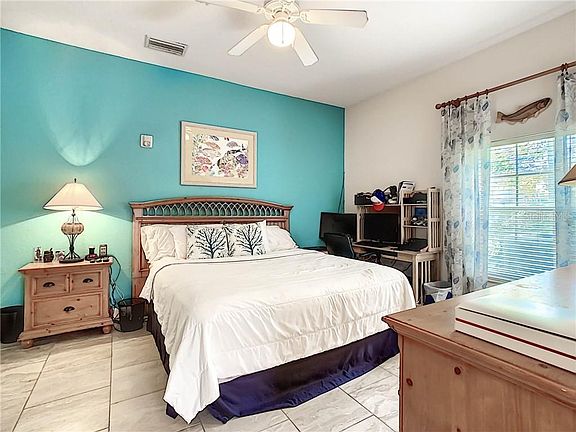 3rd image of 601 Gran Bahama Blvd