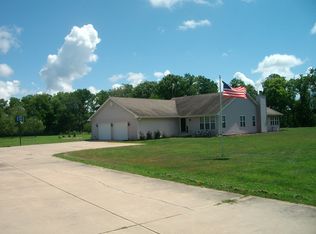 8567 N 850 E, New Carlisle, IN 46552