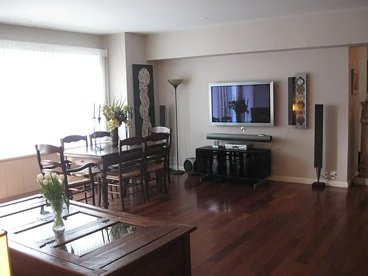 Sold by Sotheby's International Realty | media 26