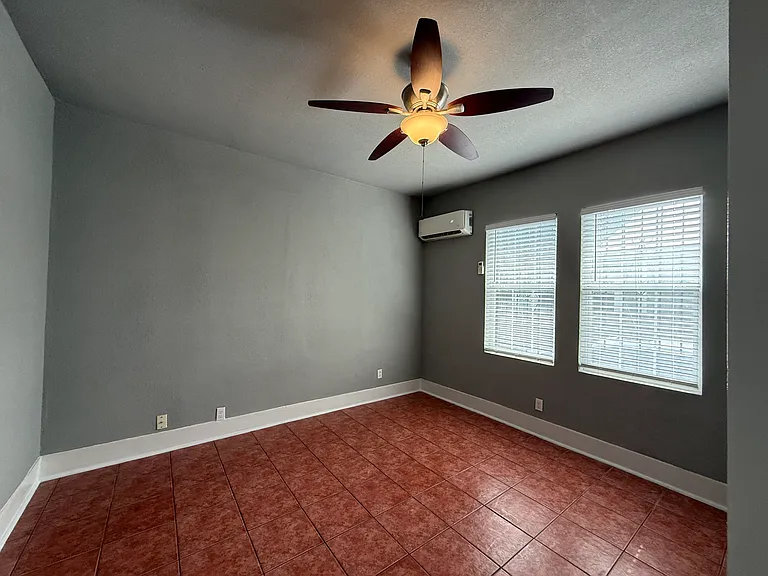 1615 Nolan St #A — Photo 10