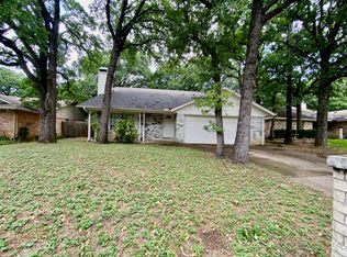 2506 Holt Rd, Arlington, TX 76006