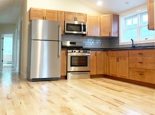 21 Peru St #2, Burlington, VT 05401