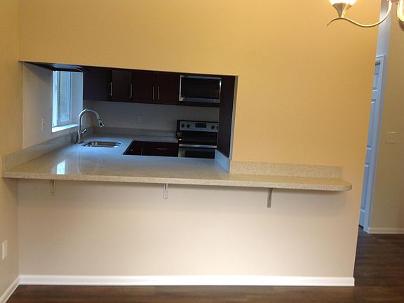 4th image of 1741 NE Brockman Pl #B