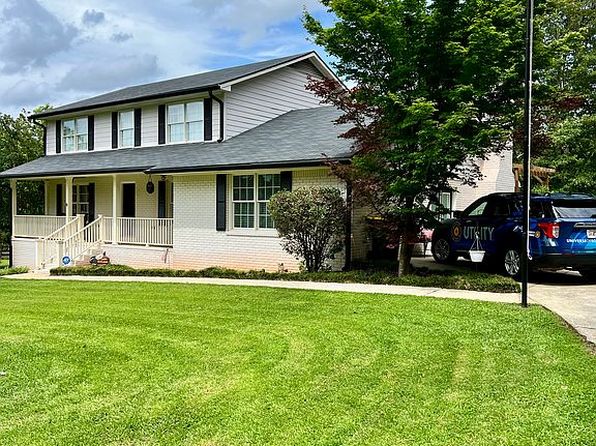 4 Crepe Myrtle Dr