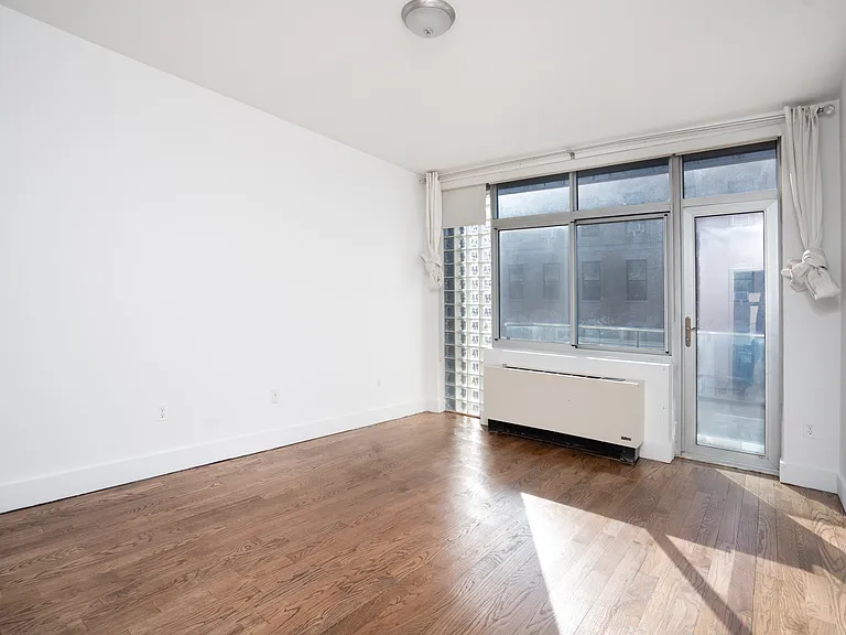 415 W 150th St #303 — Photo 4