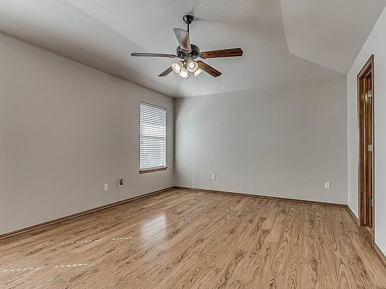 2224 NW 157th Ter — Photo 25