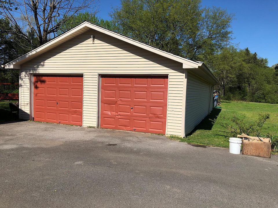 2nd image of 714 Lillard Rd
