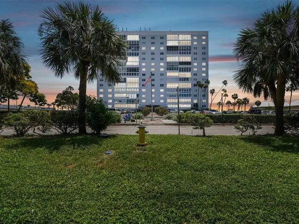 7200 Sunshine Skyway Ln S APT 11C, Saint Petersburg, FL 33711