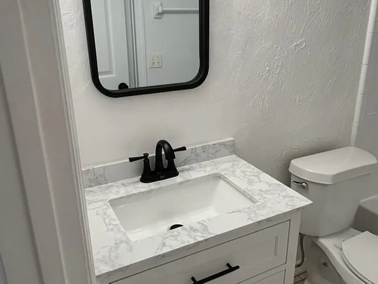 5745 SW 10th Pl — Photo 28