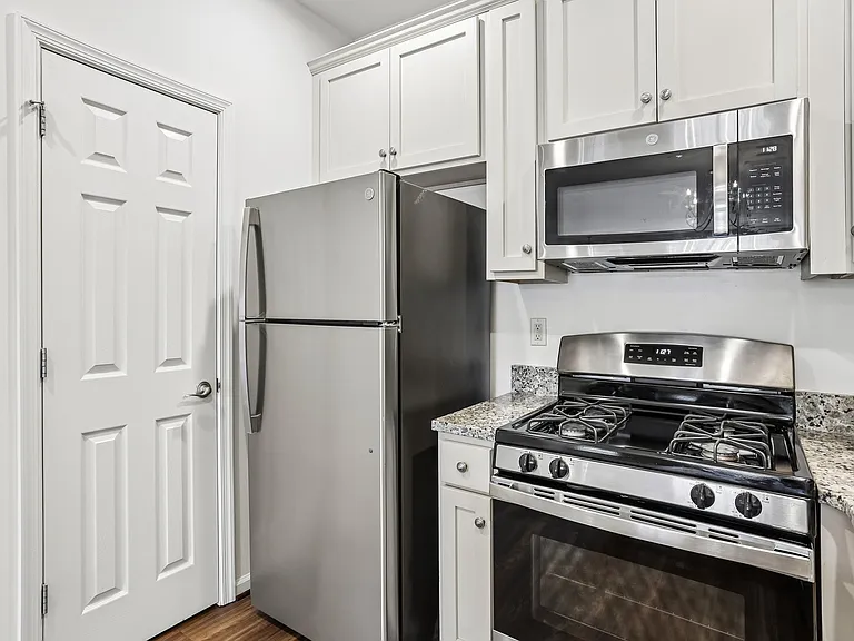 Bedminster 1 BR