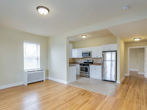 10 Evelyn Pl APT 10, Bloomfield, NJ 07003