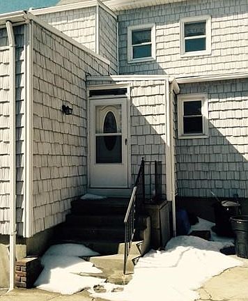4th image of 25 N 7th Ave