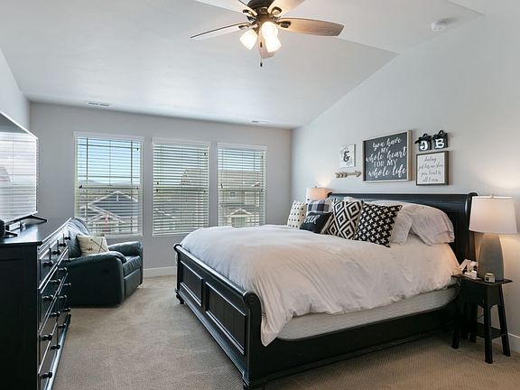 4th image of 7626 S Cassielle Ln