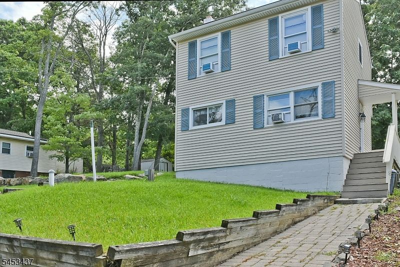 1st image of 117 Vermont Trl