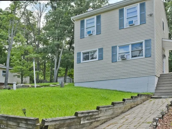 117 Vermont Trl, Hopatcong Boro, NJ 07843
