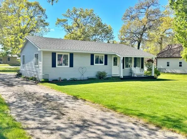 4429 Betty Dr, Pigeon, MI 48755