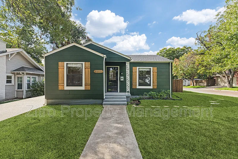 3625 El Campo Ave