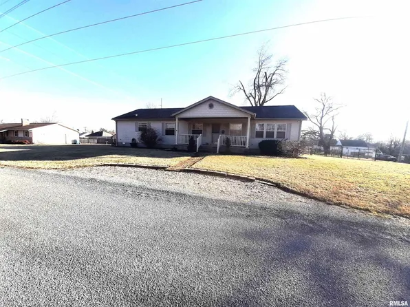 503 E 15th St, Johnston City, IL 62951