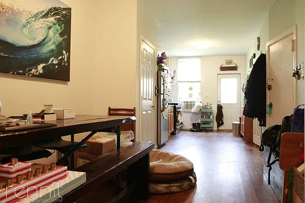 Rented by Rennit Inc. | media 9