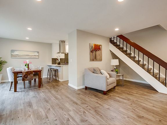 2nd image of 10505 Caminito Basswood