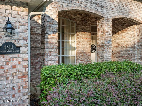 3rd image of 4510 SUMMER WALK Court