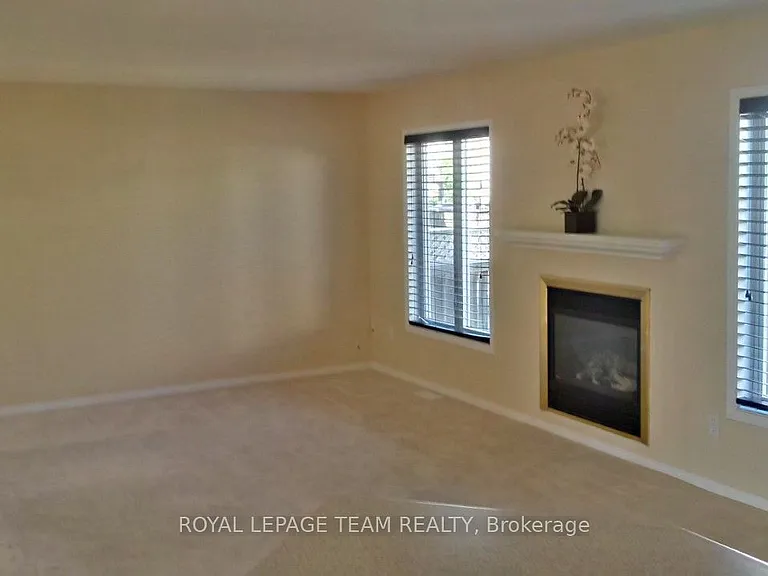 2211 Esprit Dr — Photo 8