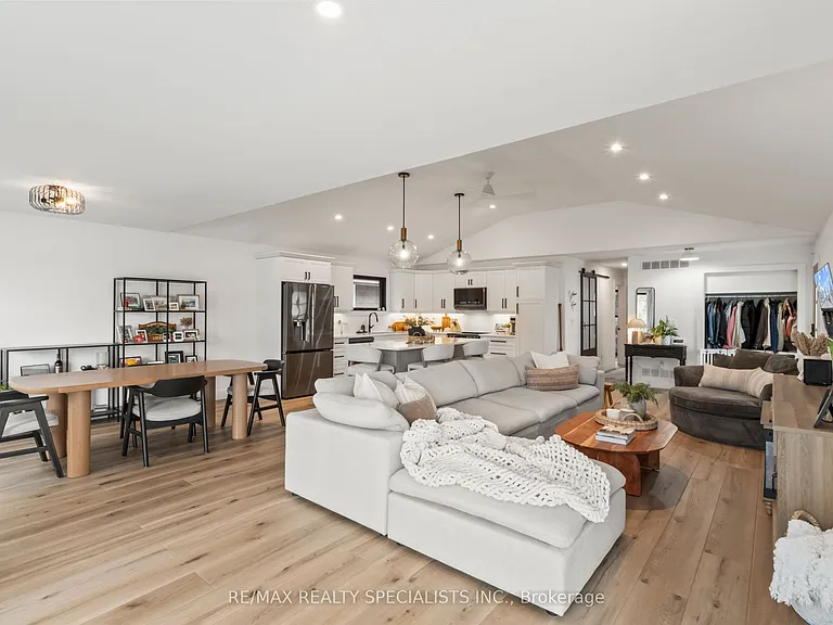 87 Cedar Dr — Photo 14