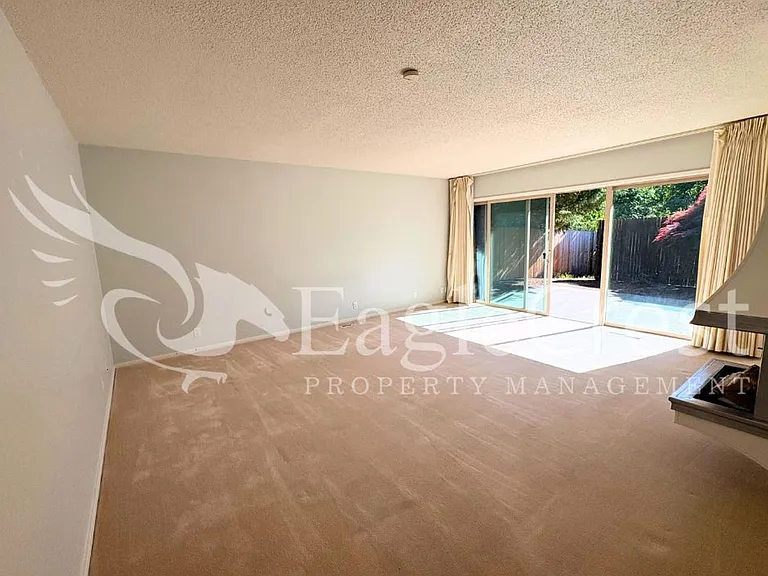 364 Catherine St #M1 — Photo 12