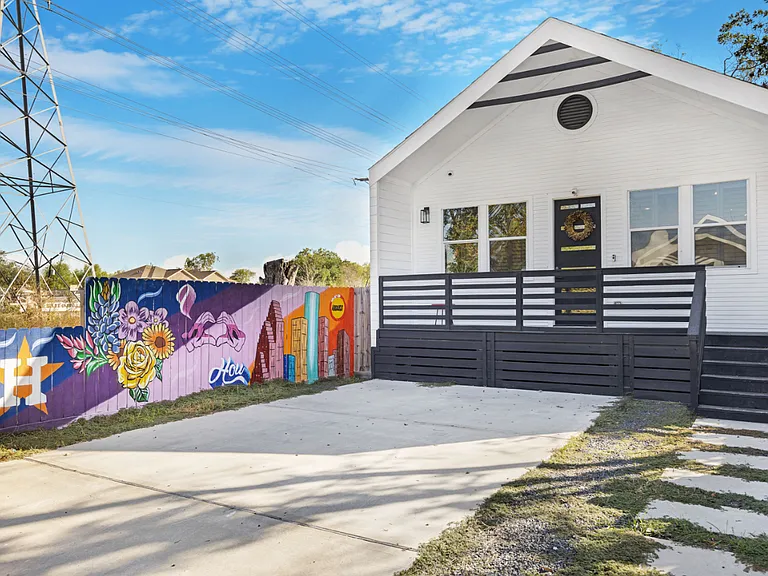 3520 Europa St — Photo 1