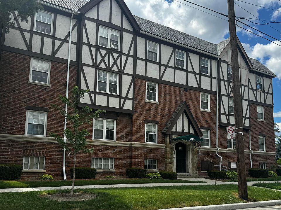 1st image of 2105 Warren St