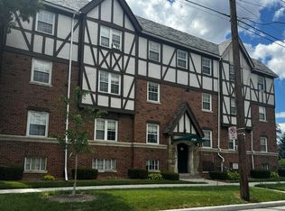 2105 Warren St, Toledo, OH 43620
