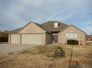 4451 Pecan Cir, Kiefer, OK 74041