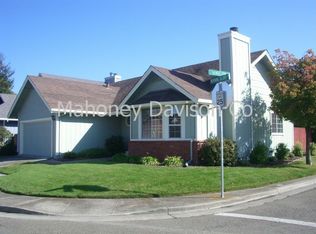 1464 Morning Glory Dr, Petaluma, CA 94954