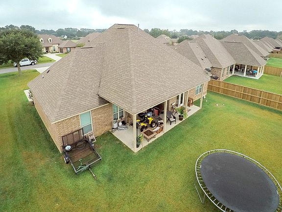 5th image of 120 Terrace Oak Ln