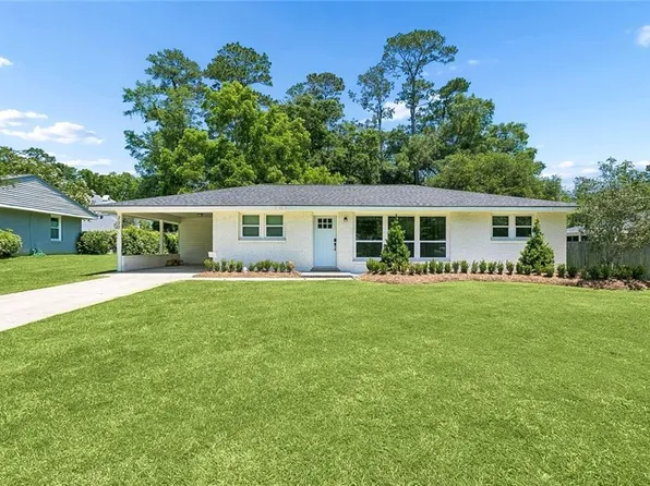 220 E 8th Ave, Covington, LA 70433