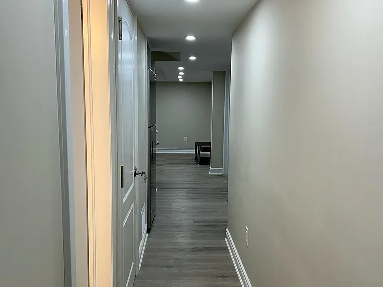 12 Kilmarnock Cres #BASEMENT — Photo 1