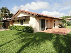 Home For Sale In Boca Lago