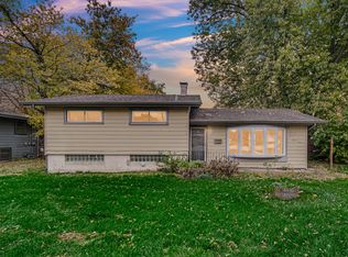 1209 N Broad St, Griffith, IN 46319