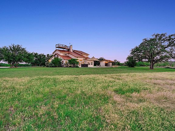 3rd image of 312 Paleface Point Dr