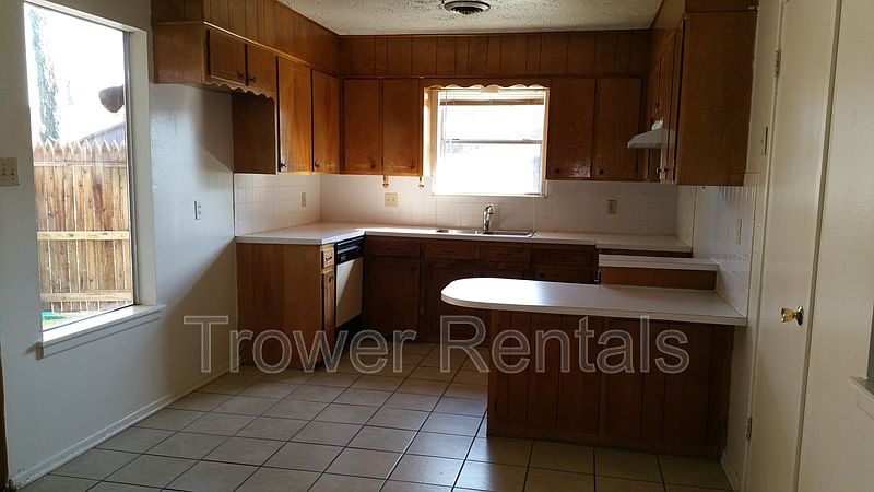 2nd image of 2713 Pagewood Ave
