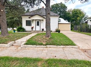 158 Maverick St, Gordon, NE 69343