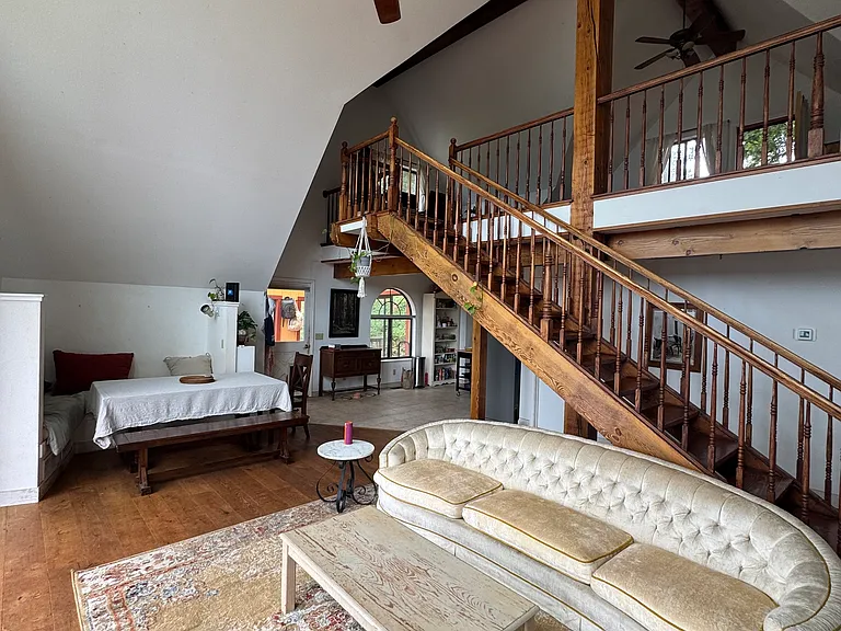15768 Mountain House Rd — Photo 10