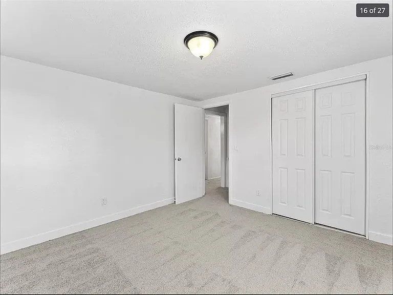 2515 Winston Ave — Photo 16
