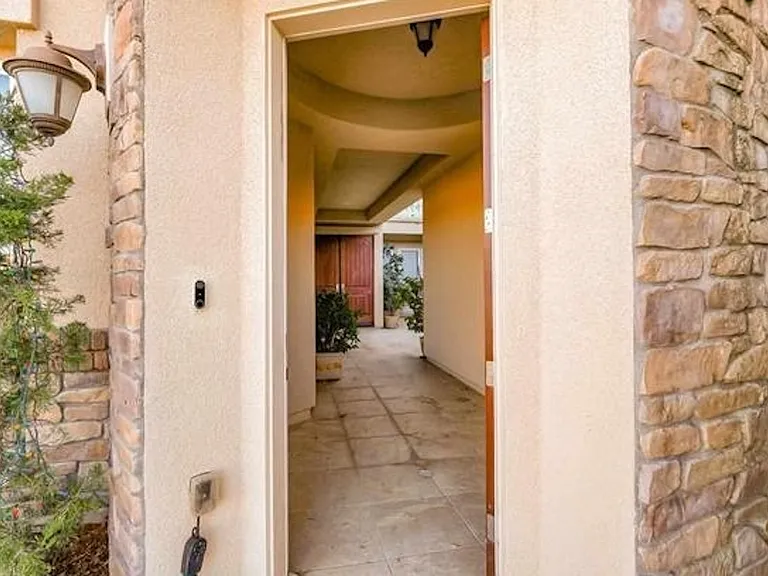 1111 Hawkshead Cir — Photo 3