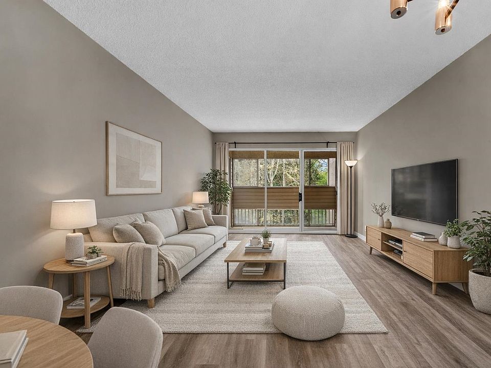 1st image of 8291 Park Rd #307