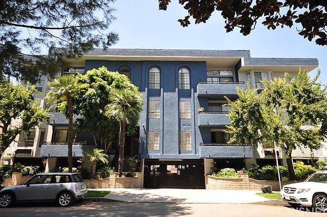 1st image of 4443 Ventura Canyon Ave APT 104