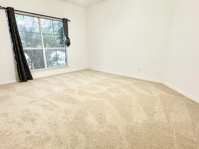 17619 Woods Edge Dr — Photo 17